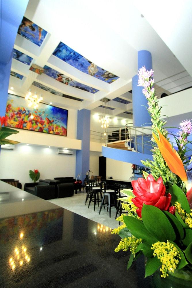 Atlantic Lux Hotel - Lobby