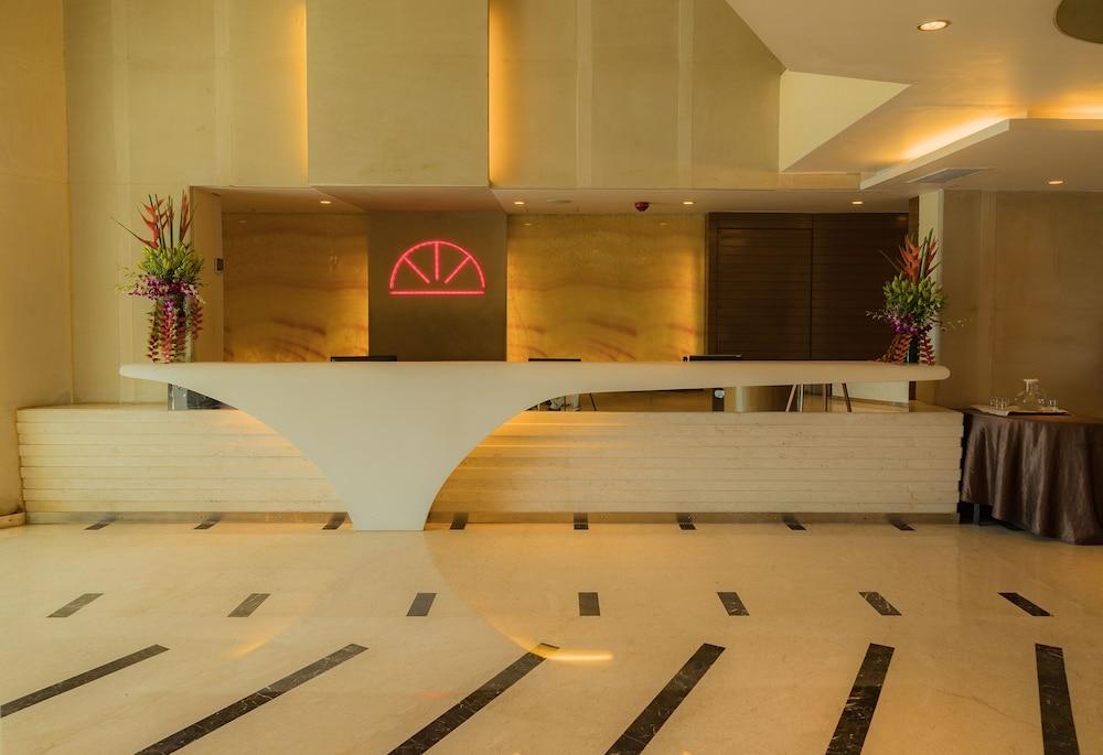 The Residence Hotel & Apartments - Reception