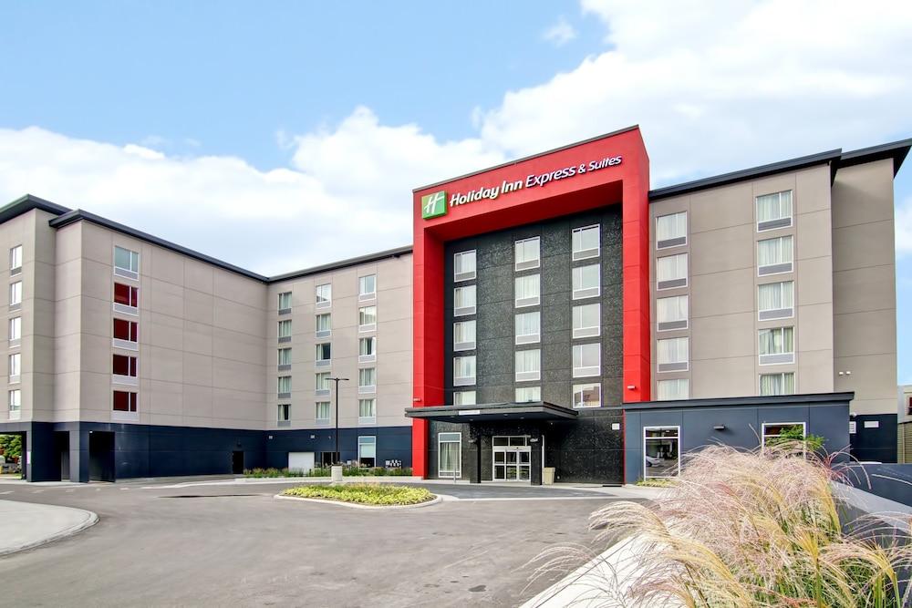 Holiday Inn Express & Suites Oshawa Downtown - Toronto Area, an IHG Hotel - Featured Image
