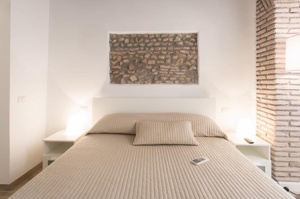 Domenichino Luxury Home - Room