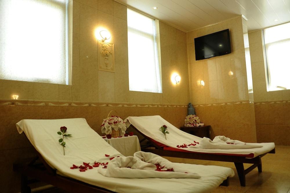 Sidra International Hotel - Treatment Room