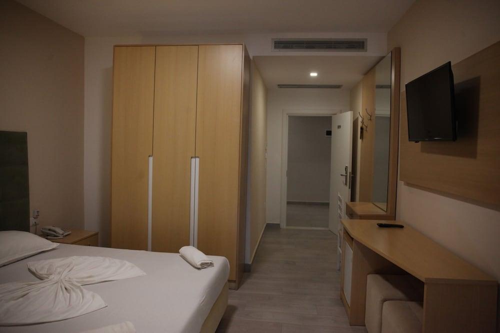 Hotel Freskia - Room