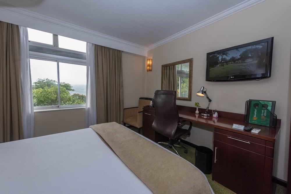 Sunbird Mount Soche Hotel - Room