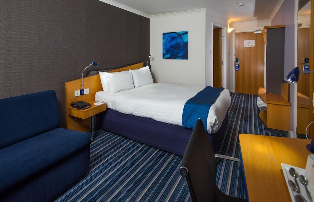 Holiday Inn Express Inverness, an IHG Hotel - Room