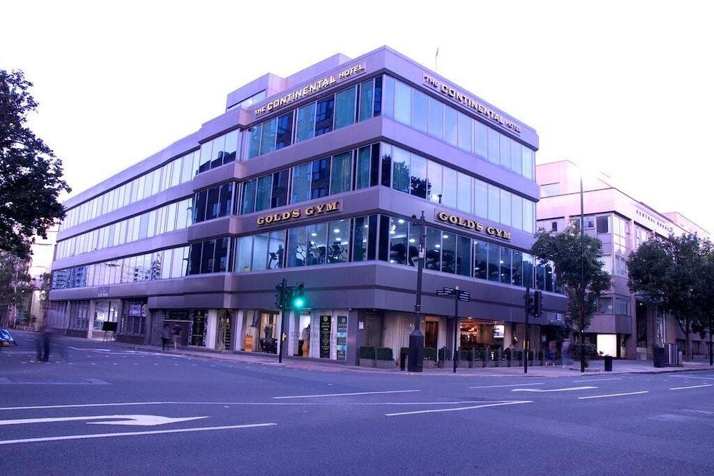 The Continental Hotel Heathrow - Featured Image