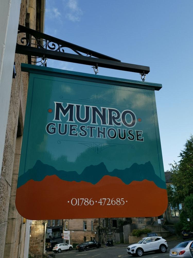 Munro Guest House - Exterior