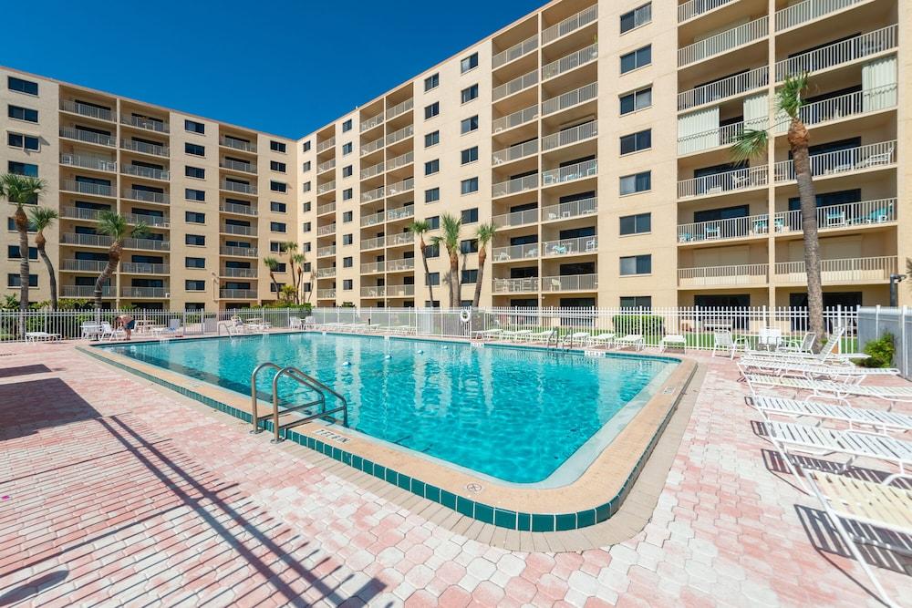 Canaveral Towers by Stay in Cocoa Beach - Pool