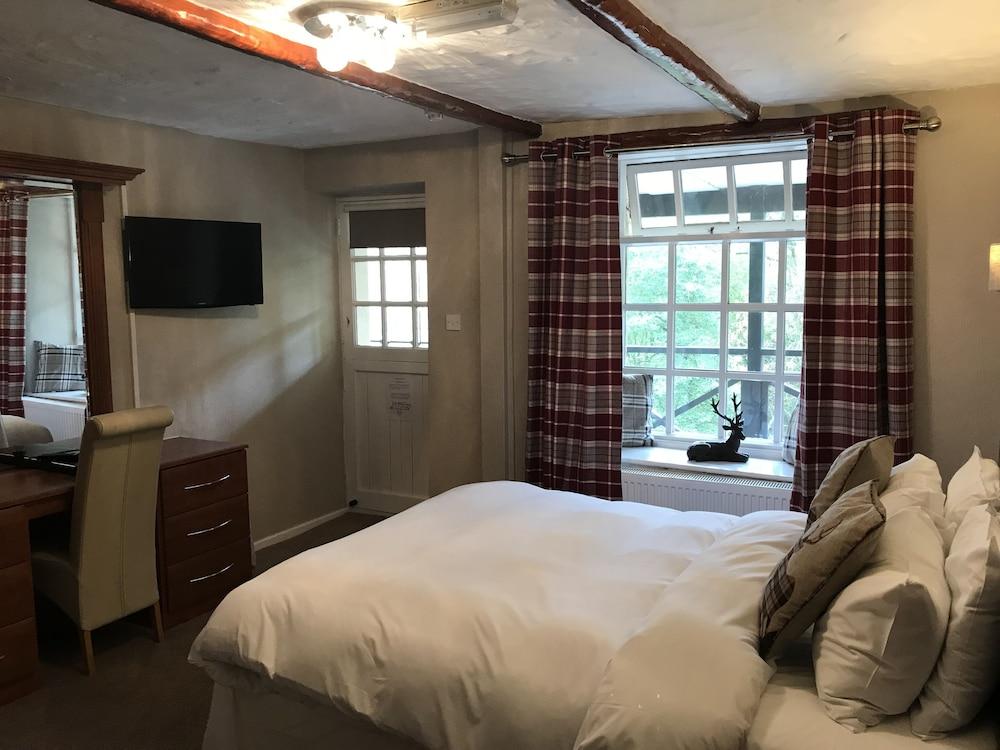 The Sycamore Inn - Room