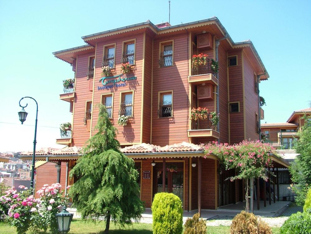 Turquhouse Hotel - Featured Image
