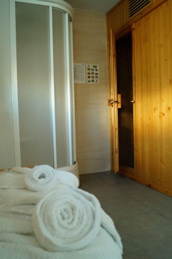 LCB Hotel Fuenlabrada - Sauna