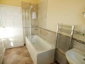 Hazlehead House - Bathroom