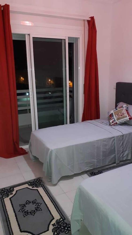 Cheap Luxury Apart  In Tangier With Wifi - Room