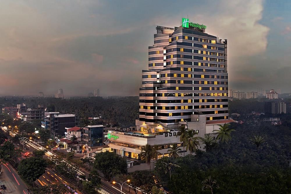 Holiday Inn Cochin, an IHG Hotel - Featured Image