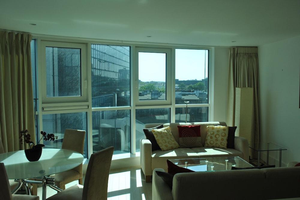 NG Apartments London - View from room