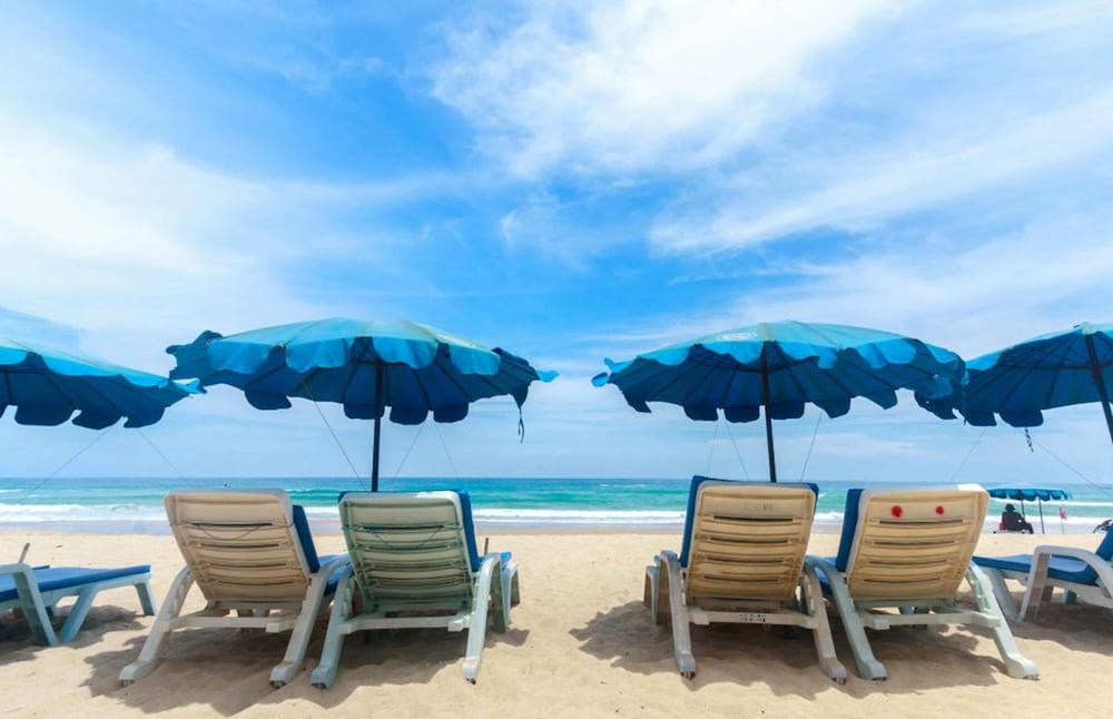 Karon Sea Sands Resort - Beach