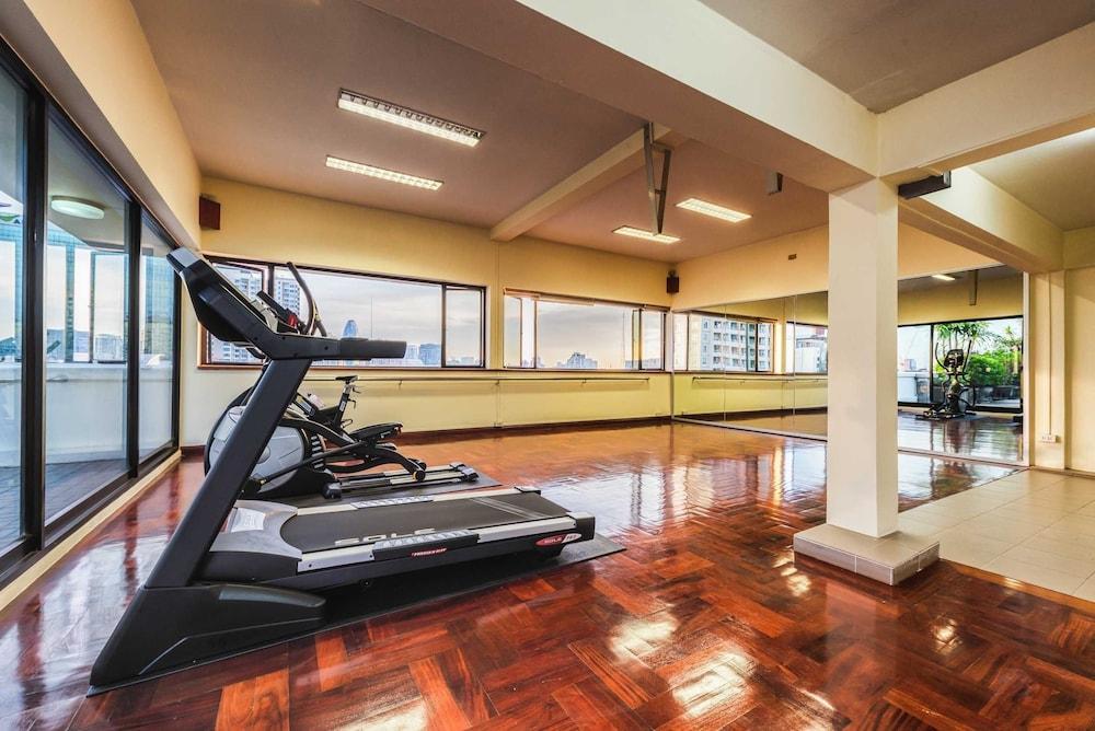 Capital Mansion - Fitness Facility