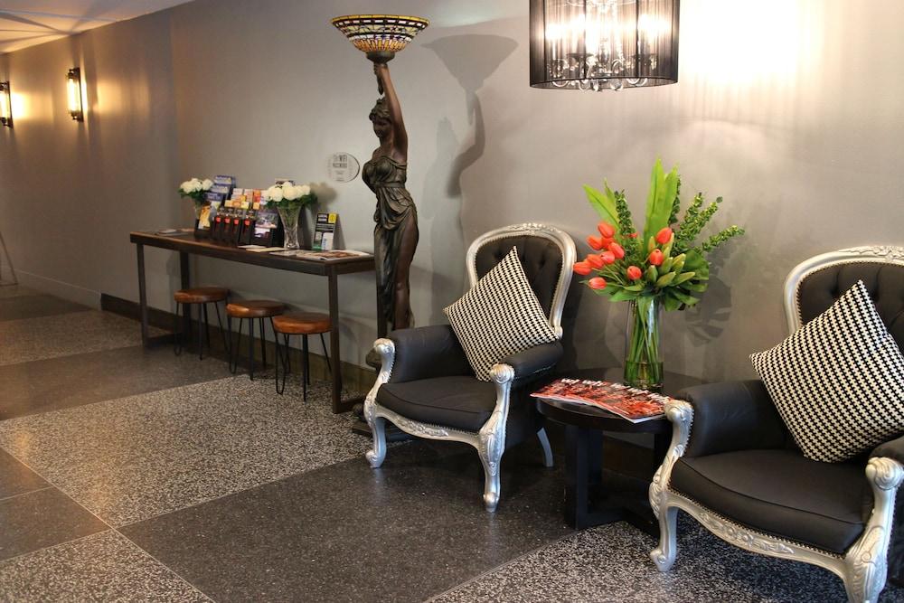 Kirketon Hotel Sydney - Lobby Sitting Area