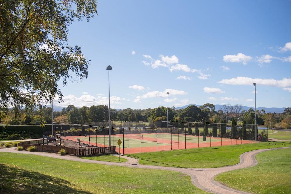Country Club Tasmania - Tennis Court