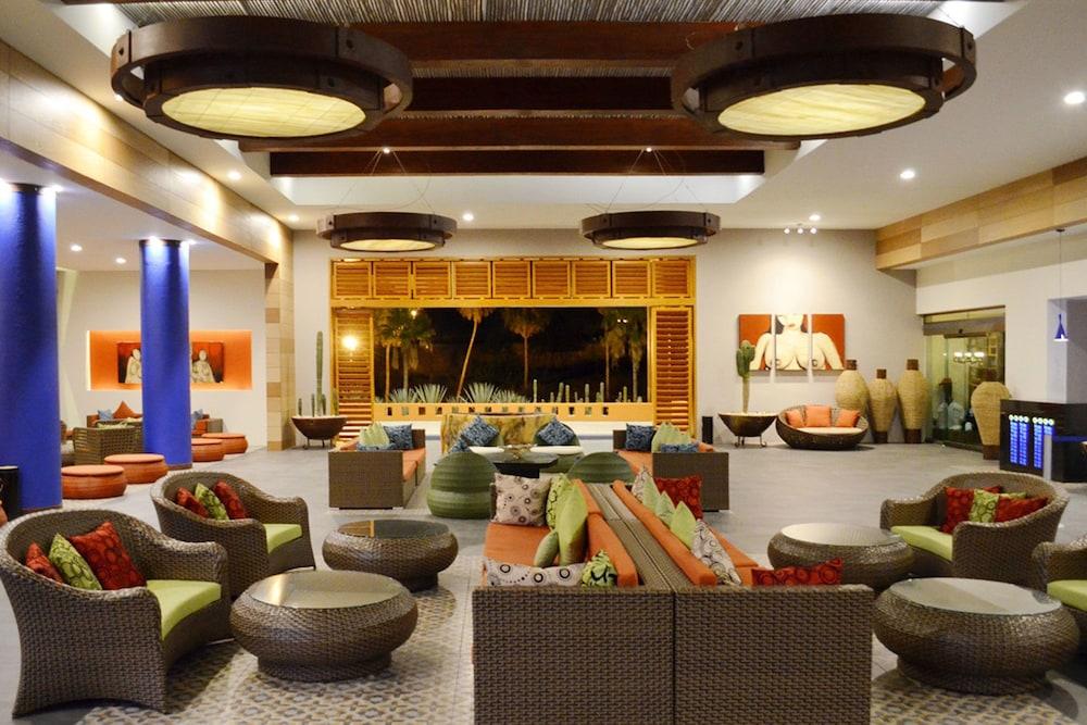 Royal Decameron Los Cabos All Inclusive Resort - Lobby Lounge