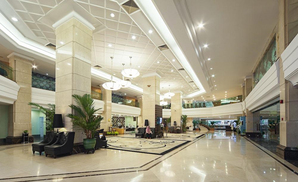Promenade Hotel Kota Kinabalu - Lobby