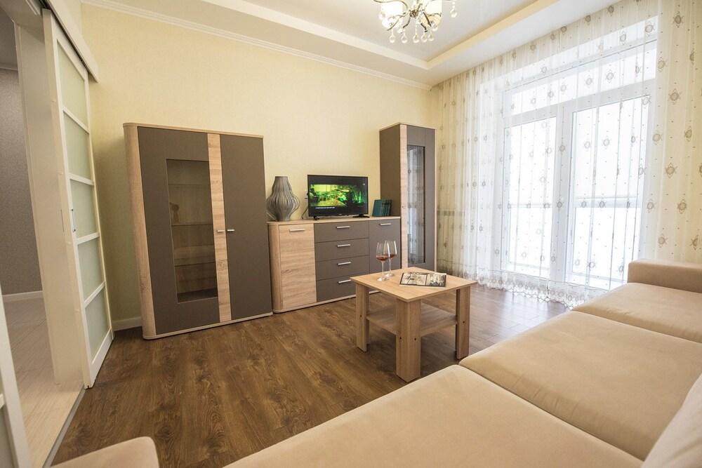 Flatsis Apartment Svobody 12 - Living Area