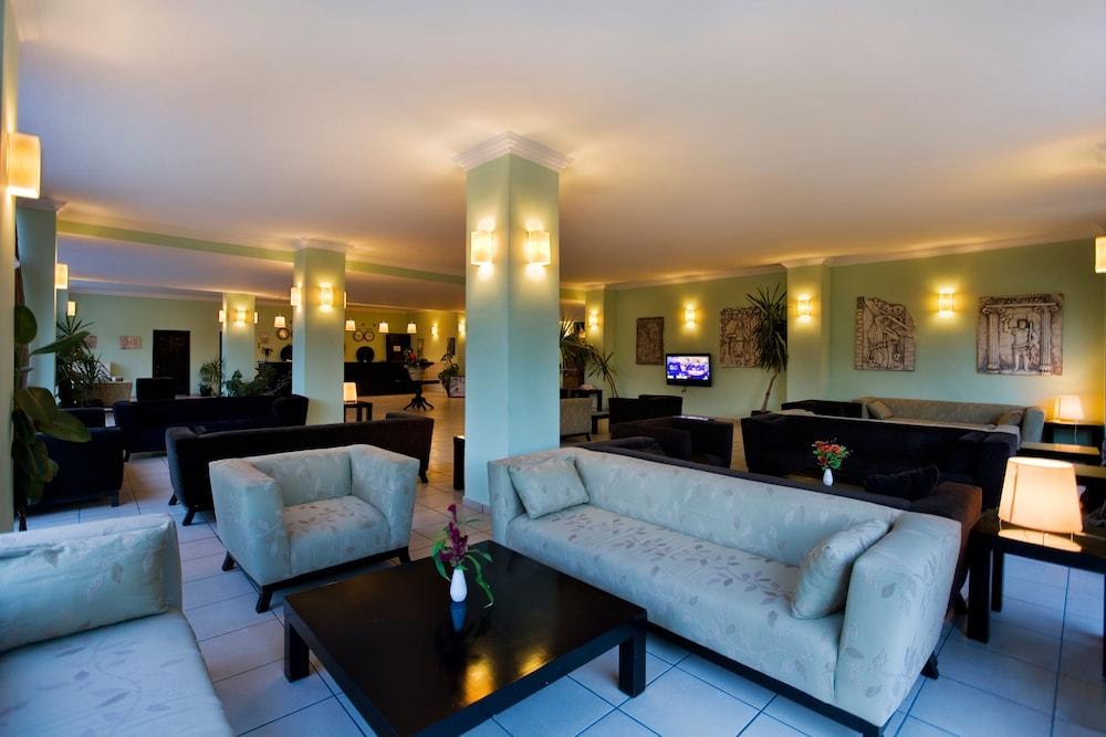 Larissa Hotel Beldibi - Lobby Sitting Area