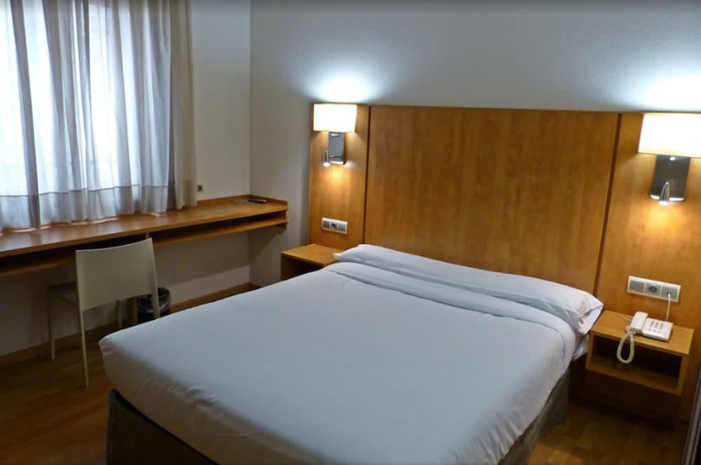 Hotel Avenida - Room