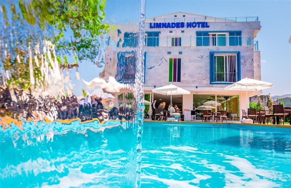 Limnades Hotel - Outdoor Pool