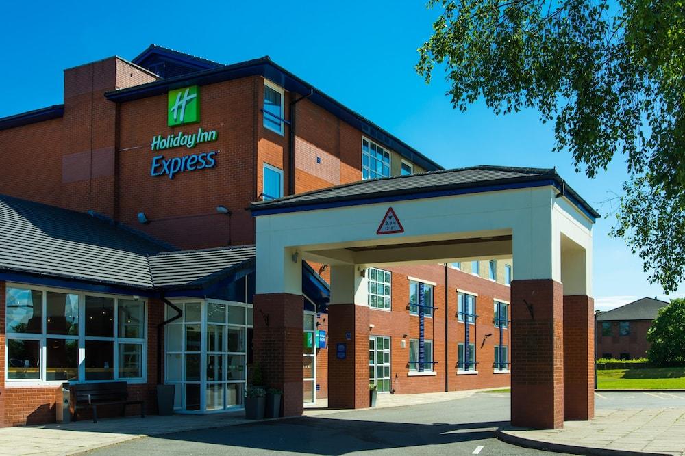 Holiday Inn Express Burton Upon Trent, an IHG Hotel - Featured Image