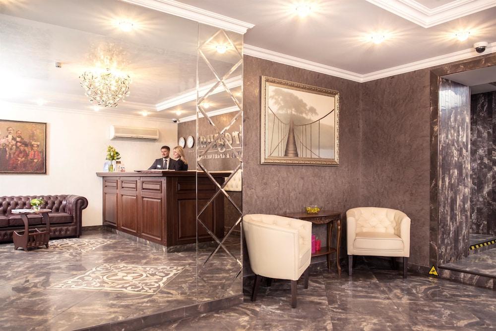 Greguar Hotel & Apartments - Lobby