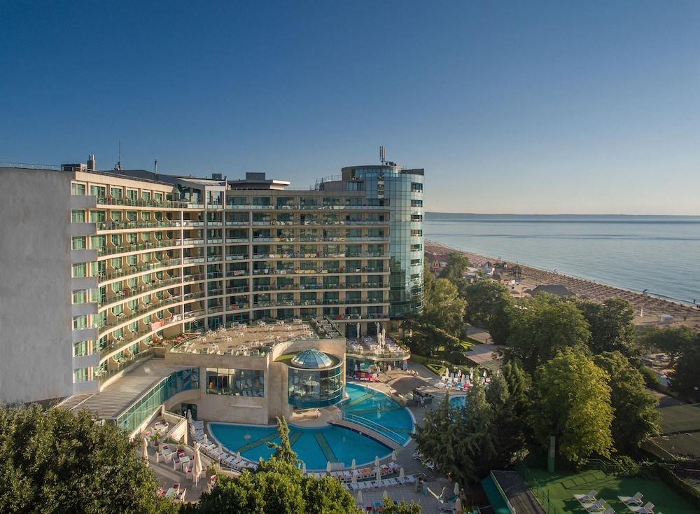 Marina Grand Beach Hotel - All inclusive - Featured Image