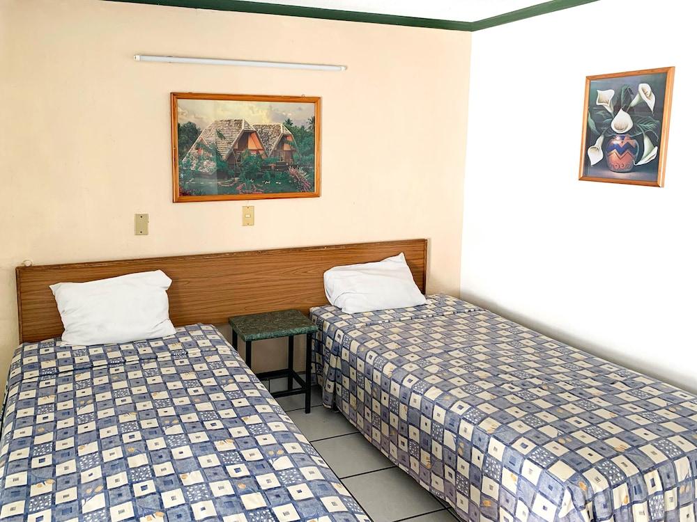 Hotel Vagabundo Plaza del Sol - Room
