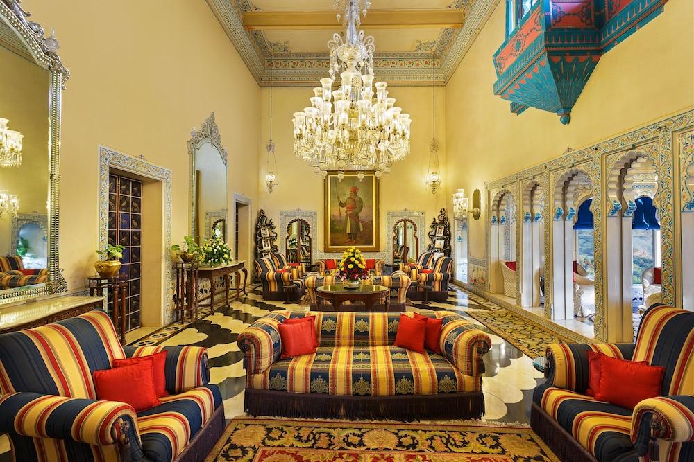 Shiv Niwas Palace by HRH Group of Hotels - Lobby Lounge