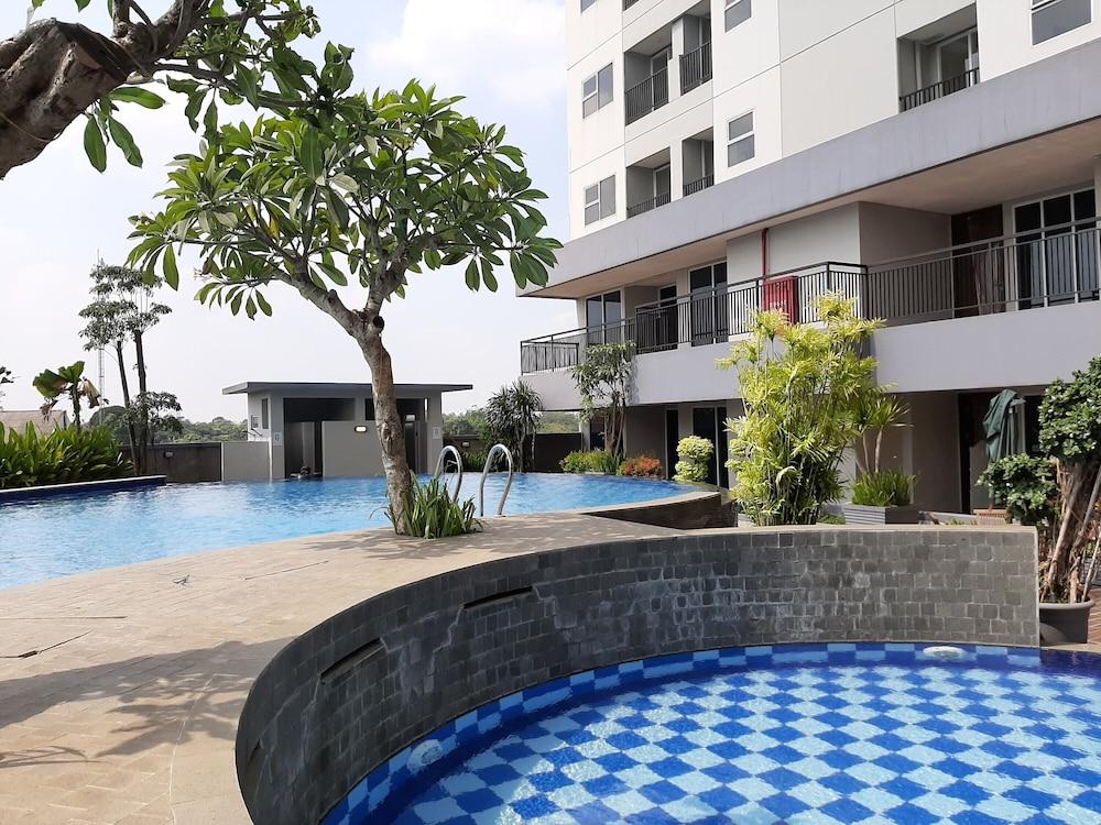 Comfy 2BR Apartment at Parkland Avenue - Outdoor Pool