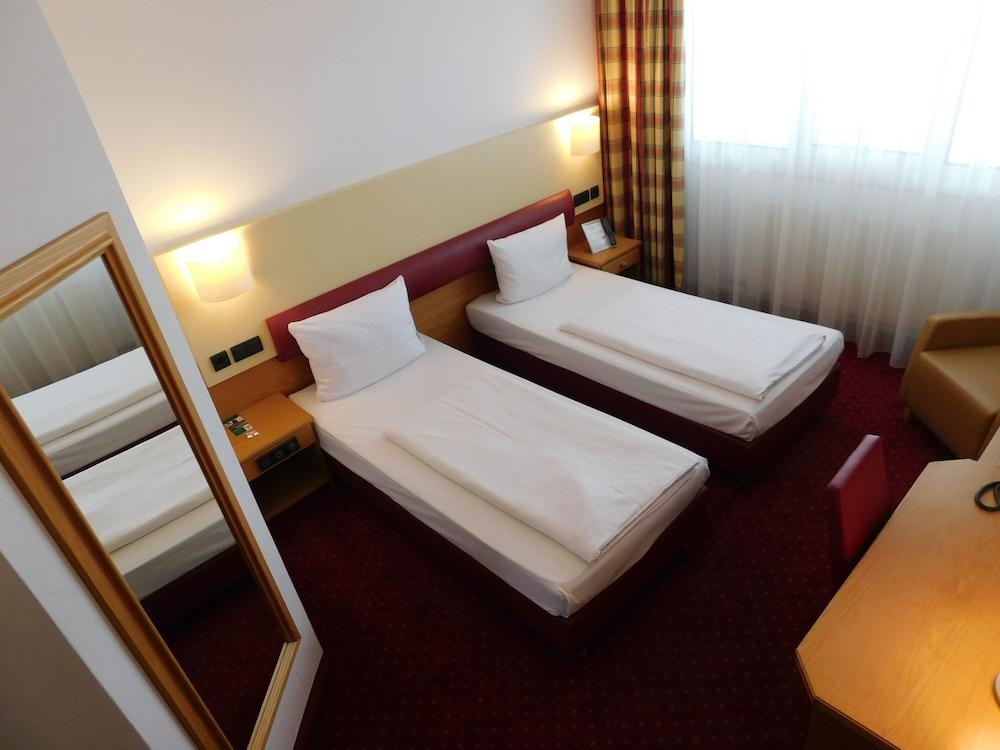 Feringapark Hotel - Room