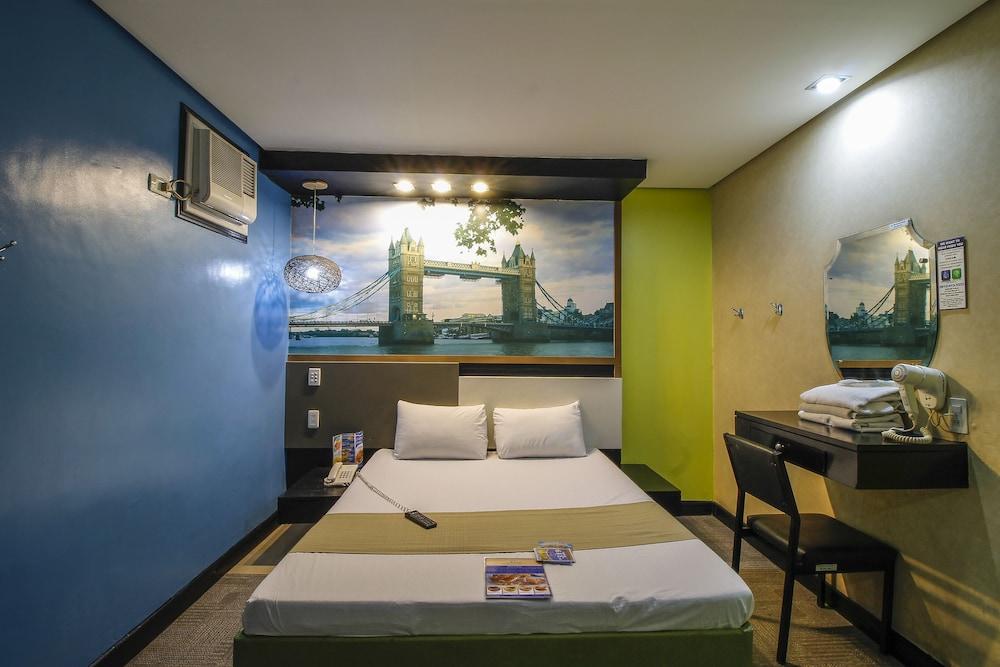 Hotel DreamWorld Araneta Cubao - Room