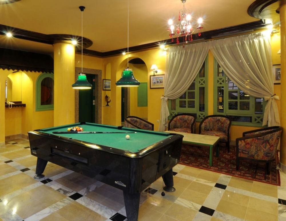 Hotel Dar Ismail Tabarka - Billiards
