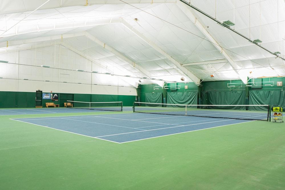 Long Trail House at Stratton Mountain Resort - Tennis Court