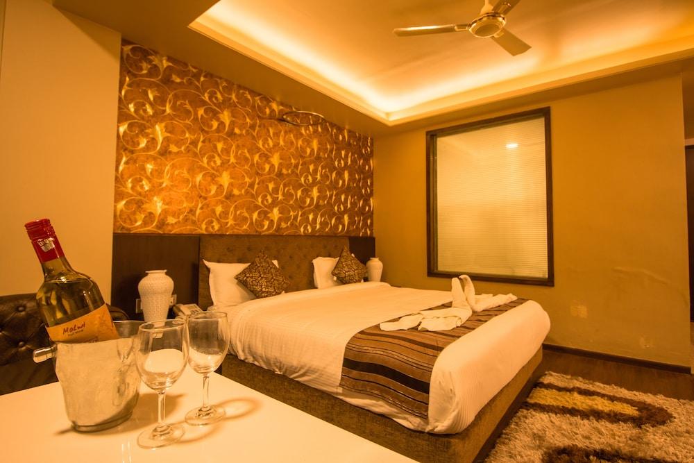 Hotel Mittal Avenue & Paradise - Room