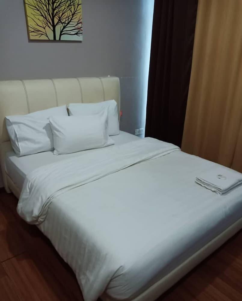 Hotel Kamelia - Room