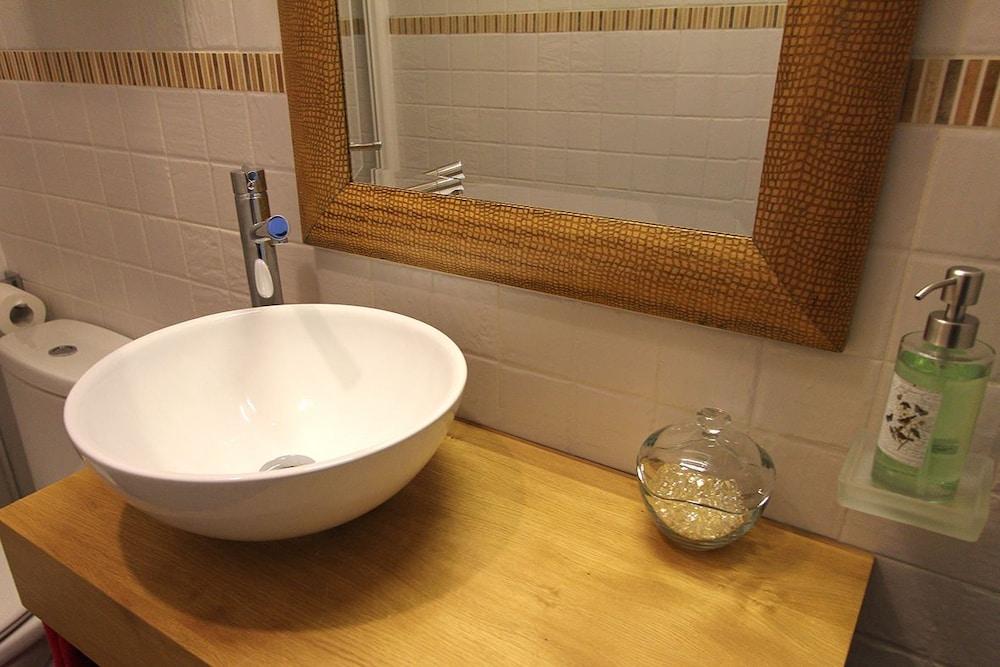 Apartamentos Odelot - Bathroom