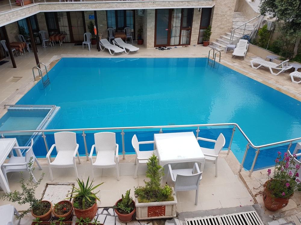 Alida Hotel - Outdoor Pool