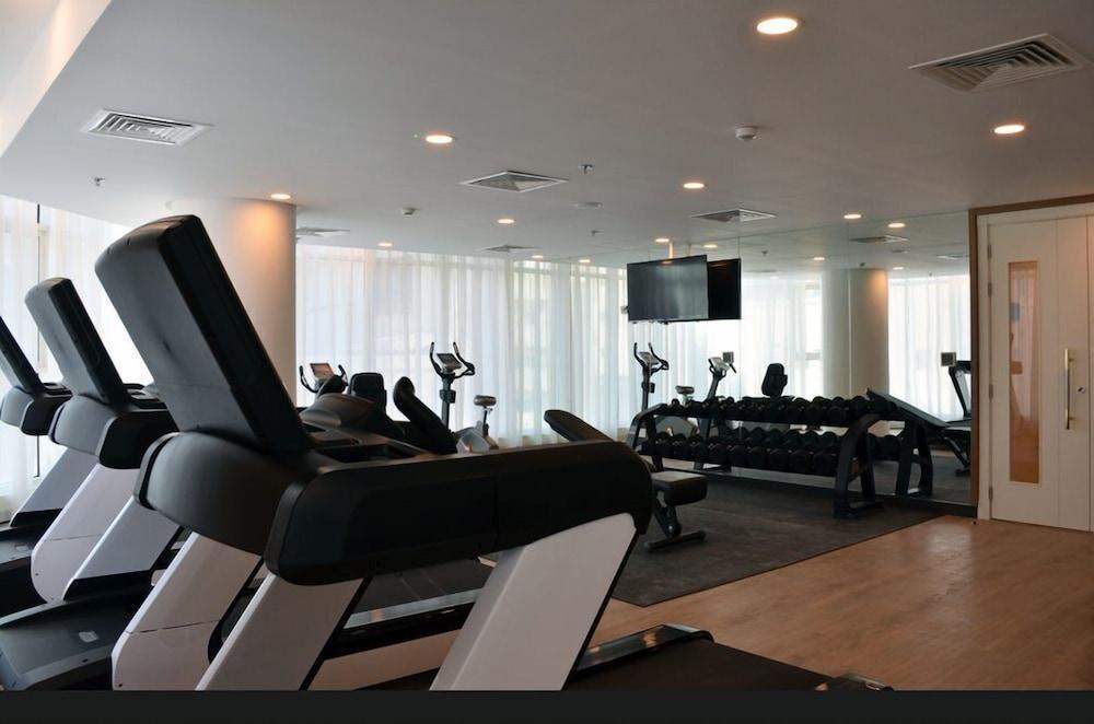 The Lodge Suites - Gym