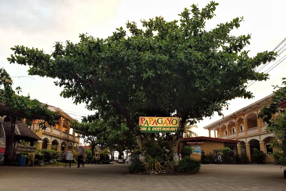Playa Papagayo Beach Inn & Restaurant - Property Grounds
