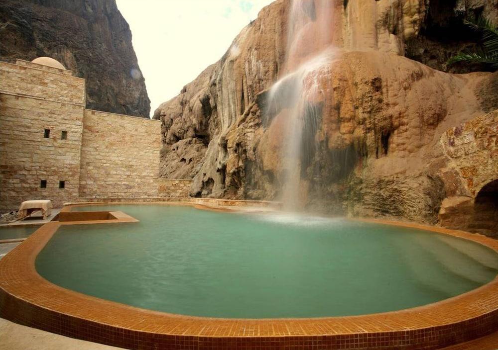 Ma'In Hot Springs - Pool Waterfall