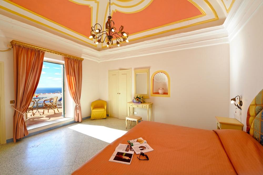 Hotel Torre Saracena - Room