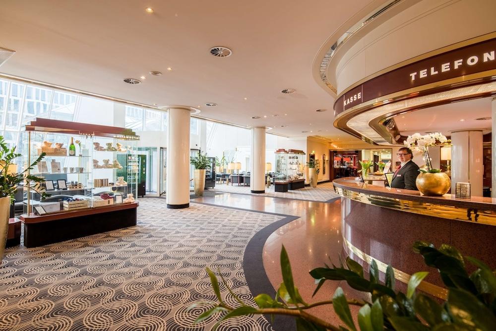 Best Western Plus Plaza Hotel Darmstadt - Lobby