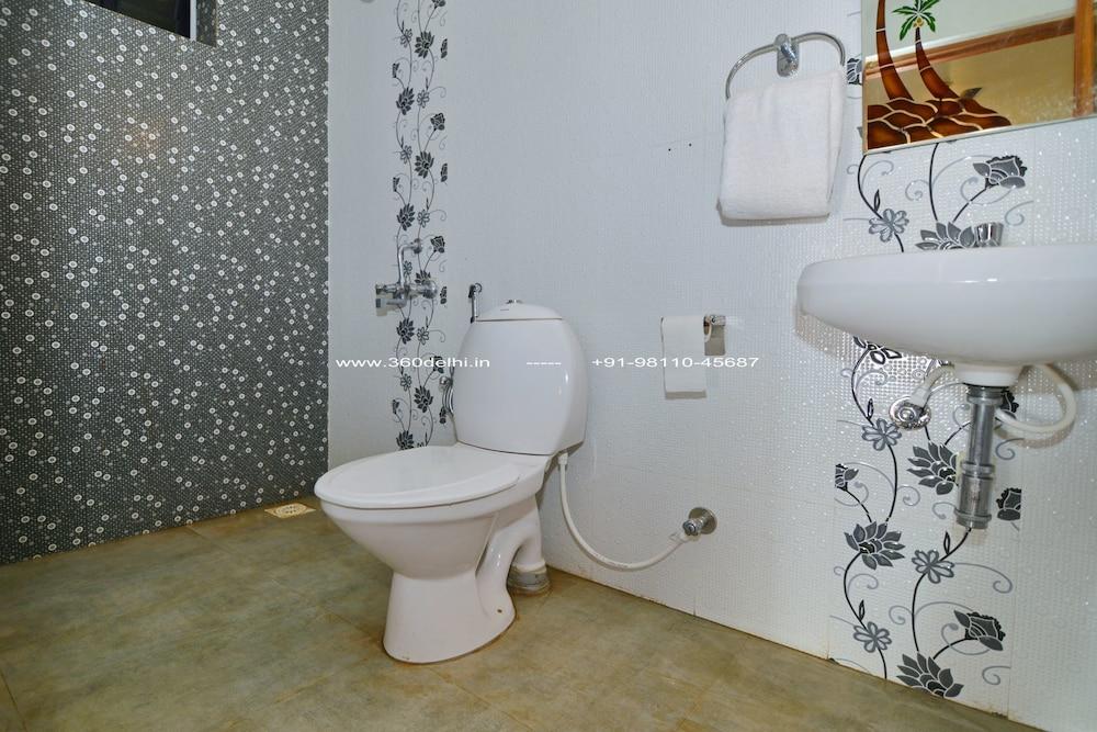 Grotto Bay Holiday Homes - Bathroom Amenities