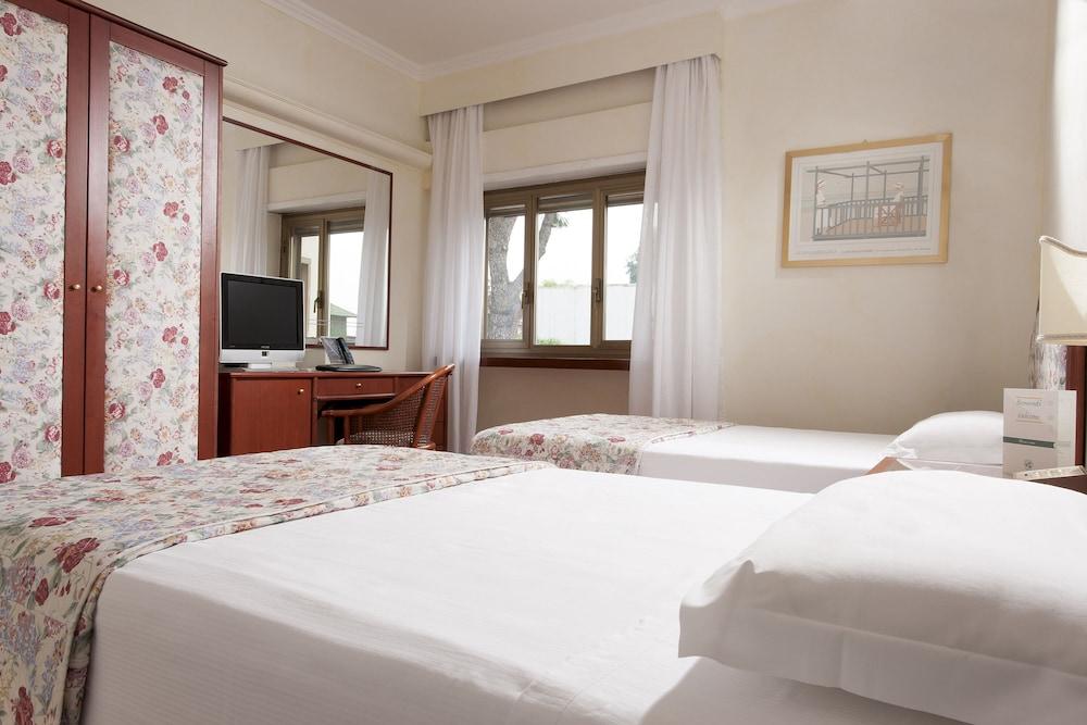 Hotel Eurogarden - Room
