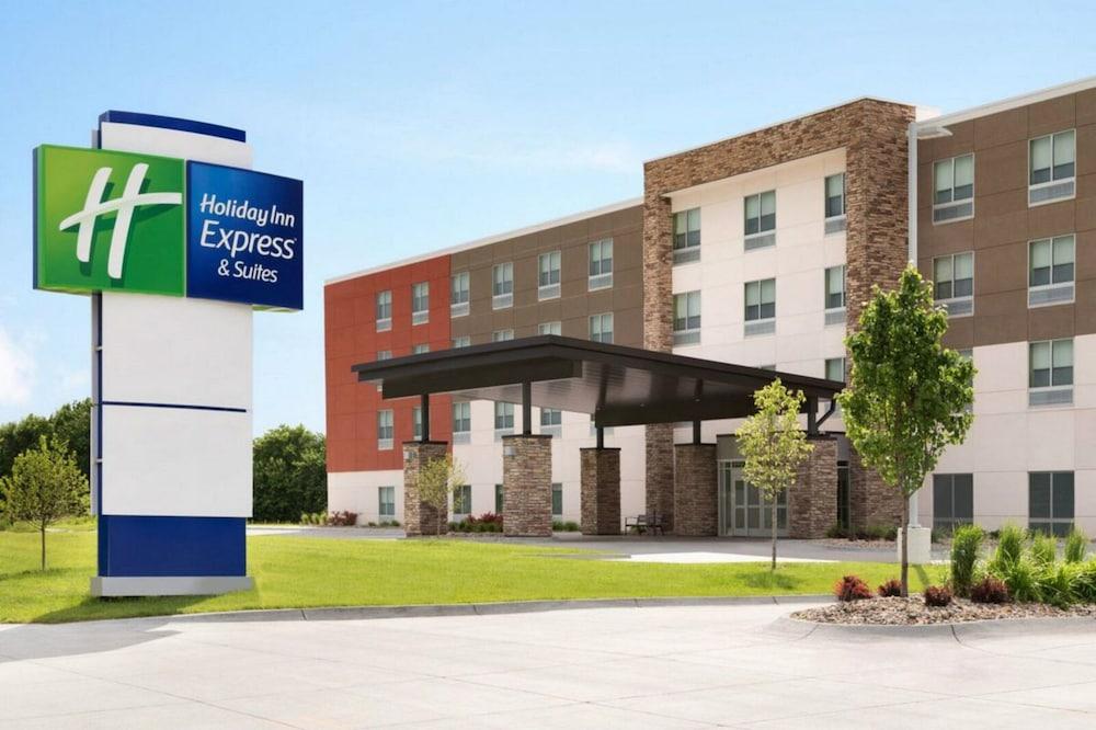 Holiday Inn Express & Suites Brunswick, an IHG Hotel - Exterior